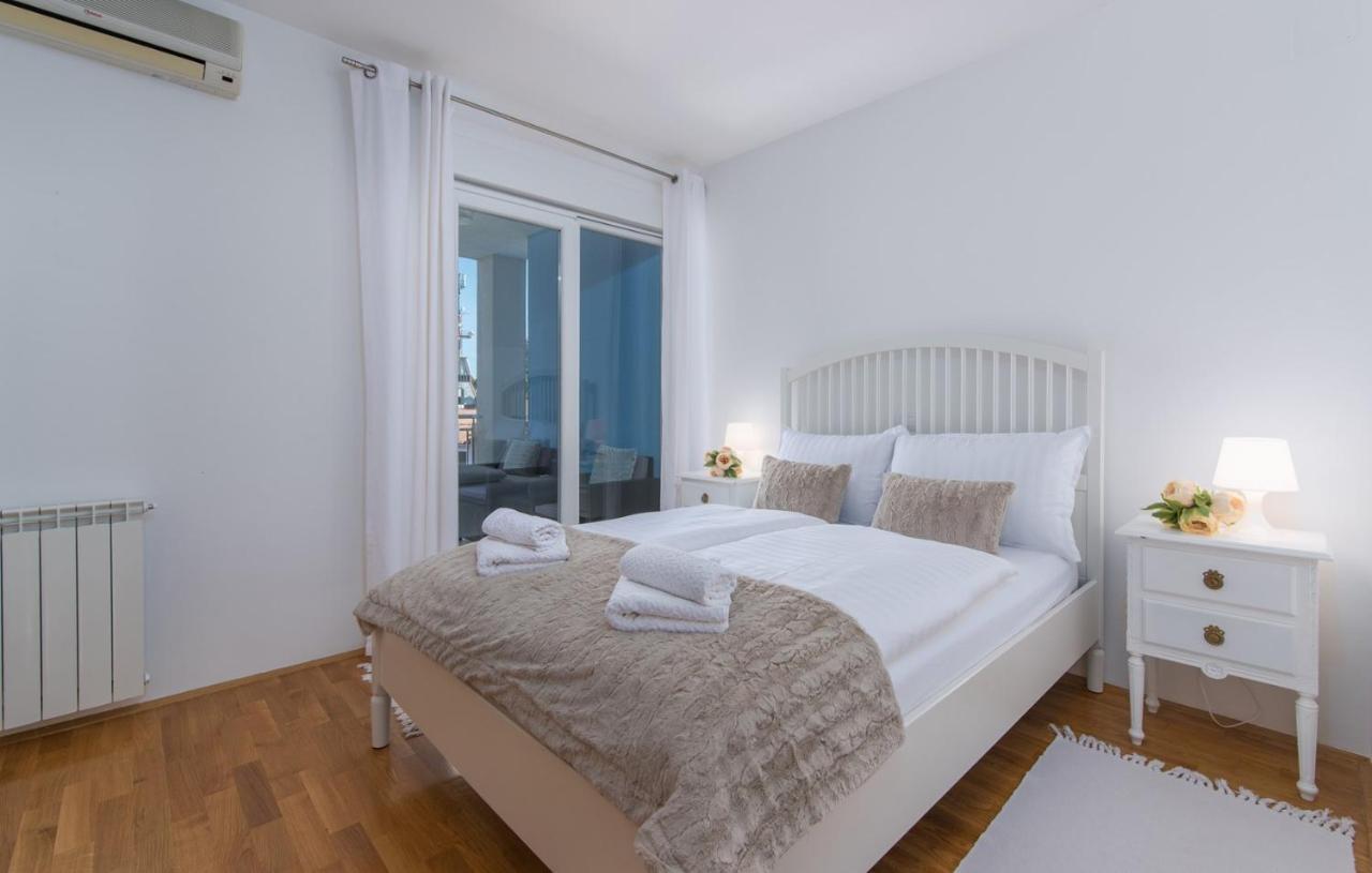 Apartment Melarnian Near The Beach In 우마그 외부 사진