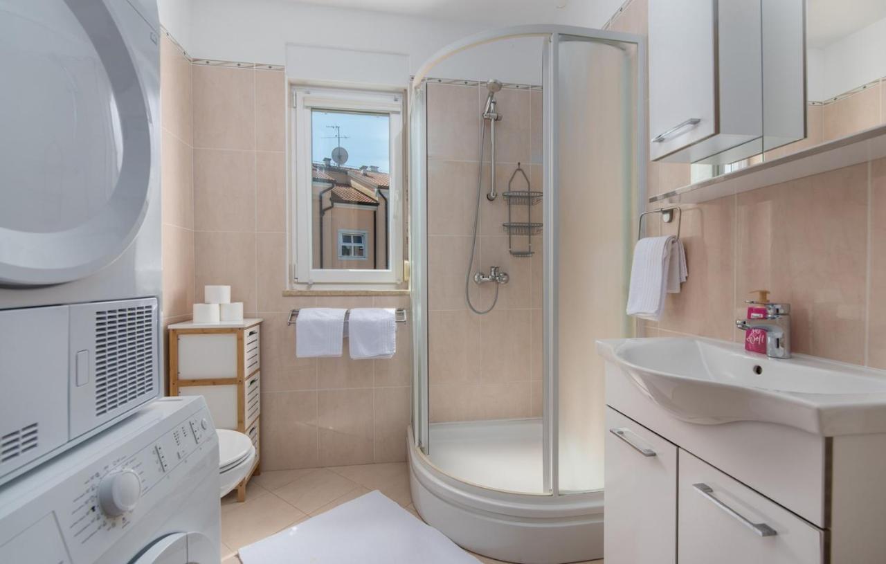 Apartment Melarnian Near The Beach In 우마그 외부 사진